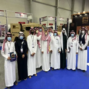 وفد طلابي من جامعة المجمعة يشارك في فعاليات معرض الدفاع العالمي