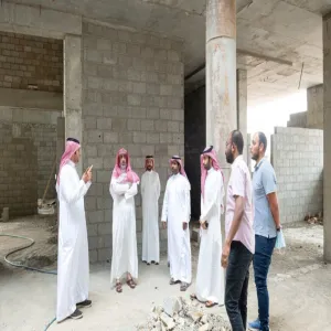 وكيل الجامعة يتفقد مشروع مبنى مركز التعلم الافتراضي