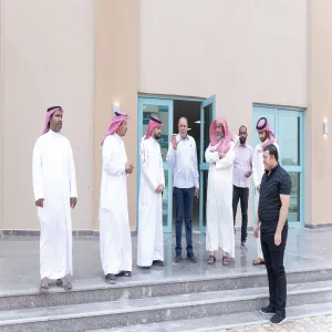 وكيل الجامعة يتفقد الاعمال النهائية في مشروع المباني المساندة بالمدينة الجامعية بالمجمعة