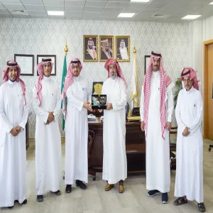 على هامش إقامة فعاليات أسبوع البيئة : وكيل الجامعة يستقبل وفد فرع وزارة البيئة والمياه والزراعة بمحافظة المجمعة