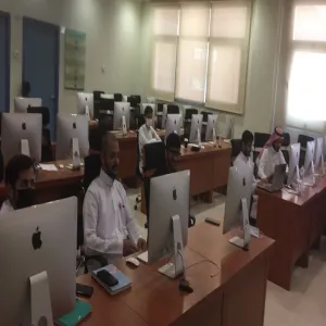 قسم علوم الحاسب والمعلومات يقيم ورشة عمل لطلاب مشاريع التخرج