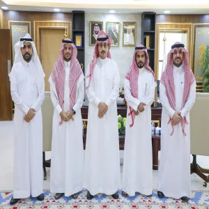 رئيس الجامعة يستقبل العمداء الجدد