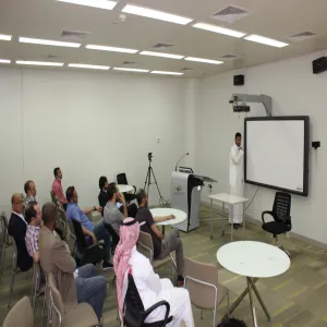 قسم الرياضيات يناقش مشاريع التخرج الطلابية