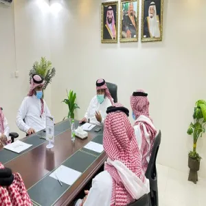 لمتابعة سير أعمال الورش الفنية