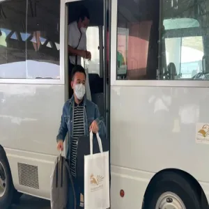 نقل طلاب المنح للمطارات