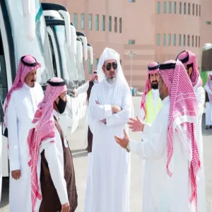 للوقوف على جاهزية خطوط النقل وكيل الجامعة يتفقد عدد من مواقع حافلات نقل الطالبات