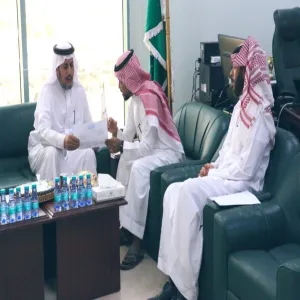 وكيل الجامعة للشؤون التعليمية يبحث سبل تطوير برامج عمادة شؤون الطلاب الصيفية وفقا لمهارات القرن 21