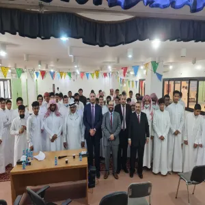 الكلية التطبيقية تعقد لقاءً للتعريف ببرامجها في مدارس التعليم العام