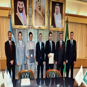 في لقائه بمندوب المملكة لدى الأمم المتحدة بجنيف   رئيس جامعة المجمعة يوقع اتفاقية خدمات مع معهد الأمم المتحدة للتدريب والبحث