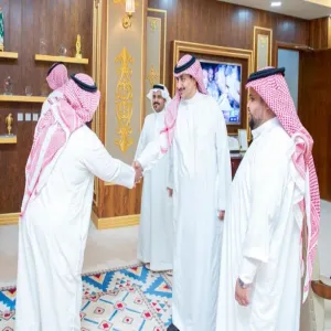 رئيس الجامعة يستقبل الإدارة العامة للخدمات ويطلع على الخطة التنفيذية للإعمال الخدمية للعام الجامعي القادم