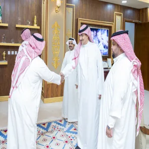 رئيس الجامعة يستقبل الإدارة العامة للخدمات ويطلع على الخطة التنفيذية للأعمال الخدمية للعام الجامعي القادم