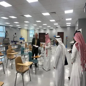 زيارة الكلية التطبيقية بجامعة المجمعة