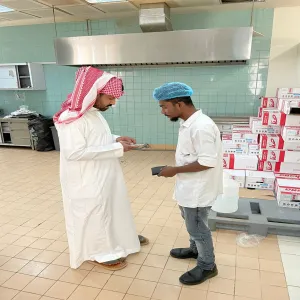 الصحة المهنية: تُكثّف الجولات الإشرافية على مطاعم وبوفيهات الجامعة