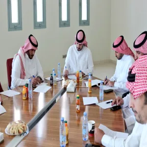 مجلس الكلية يعقد جلسته السادسة لهذا العام 1444