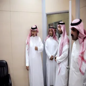 زيارة رئيس الجامعة د. صالح بن عبدالله المزعل لكلية التربية بالمجمعة للوقوف على سير الاختبارات