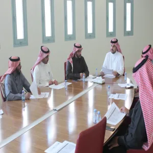 مجلس الكلية يعقد جلسته الثالثة عشر