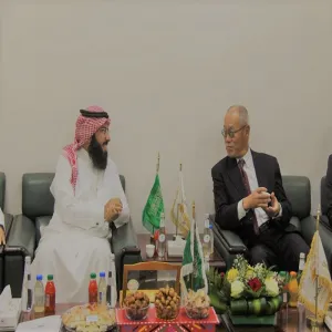 سعادة رئيس اللجنة الدائمة لمجلس كلية العلوم و الدراسات الانسانية بالغاط يستقبل سعادة سفير دولة اليابان لدى المملكة