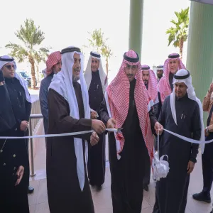 رئيس الجامعة يفتتح فعاليات ملتقى المشاريع الطلابية المتميزة