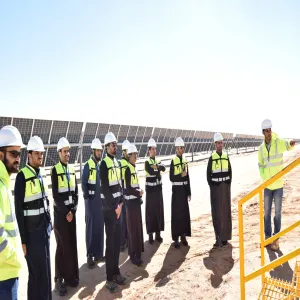 وفد من العمادة يزور شركة سدير الأولى للطاقة المتجددة