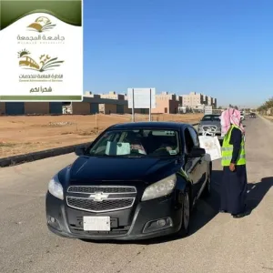 Salik educates bus drivers, students and staff about traffic safety