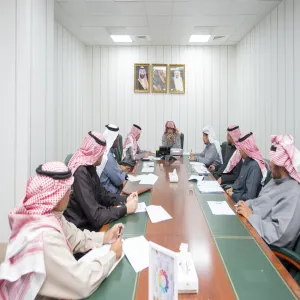 لجنة التعامل مع المخاطر تعقد اجتماعها الأول