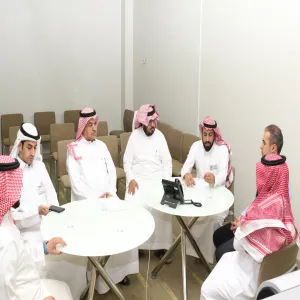 وحدة شؤون الهيئة التعليمية تعقد اجتماعها الدوري الثاني