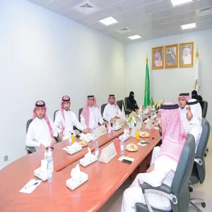 الإدارة العامة للمراجعة الداخلية تستقبل وفداً من جامعة الإمام محمد بن سعود الإسلامية