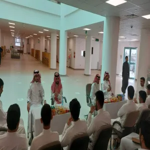 كلية الهندسة تقيم جلسات حوارية متخصصة بعنوان " فرص ريادة الأعمال في قطاع الطاقة"