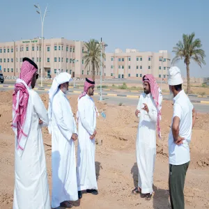 لمتابعة أعمال مشاريع المدينة الجامعية: سعادة الدكتور مسلّم الدوسري يتفقد مشروع مركز التعليم الافتراضي ومشروع تحسين البيئة الجامعية