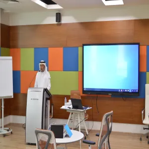 بتوجيه من رئيس الجامعة، عُقِد لقاءً بمشاركة وكيل الجامعة للشؤون التعليمية مع عمداء الكليات ورؤساء الأقسام العلمية لمناقشة الجوانب العلمية ووضع الخطط التشغيلية للكليات