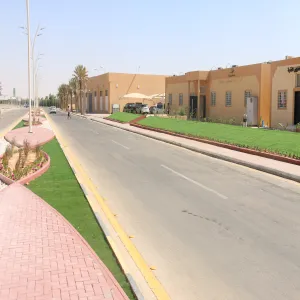 تأهيل وتطوير الطرق بالمدينة الجامعية
