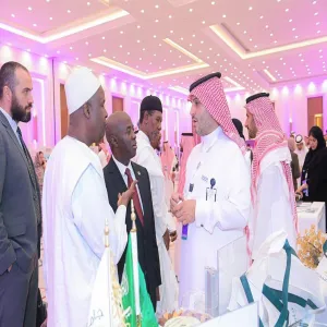 الكلية التطبيقية تشارك ضمن جناح جامعة المجمعة في ملتقى ادرس