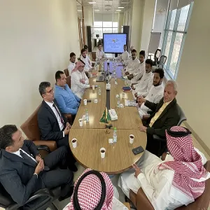 العمادة تستقبل وفدًا من طلاب كلية التربية