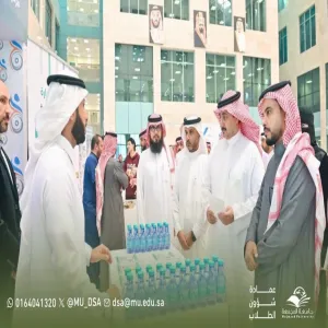رئيس الجامعة يدشن مبادرة استشارة بعمادة شؤون الطلاب