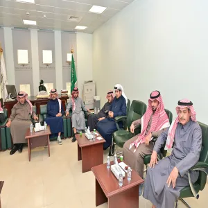 الإدارة تقيم الاجتماع التطويري الرابع لمدراء العموم