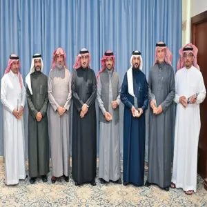 رئيس الجامعة يكرم مركز الاتصالات الإدارية للمشاركة في مؤتمر (الجامعات و أهداف التنمية المستدامة 2030 )