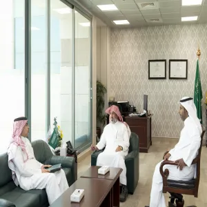 وكيل الجامعة للتنمية والاستثمار يستقبل مساعد الأمين العام لشؤون الجامعات مستشار الأمانة العامة بصندوق التعليم العالي الجامعي