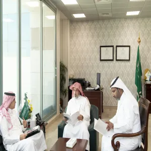 وكيل الجامعة للتنمية والاستثمار يستقبل مساعد الأمين العام لشؤون الجامعات مستشار الأمانة العامة بصندوق التعليم العالي الجامعي
