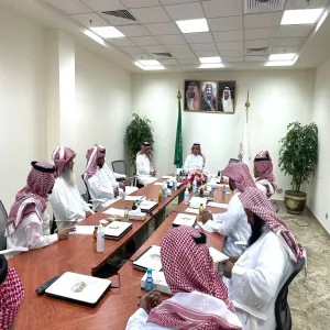 فريق المراجعة الداخلية بالكلية التطبيقية يزور فرع الكلية برماح