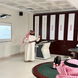 فريق منصة ارتقاء يقيم لقاءً تعريفاً عن المنصة بكلية العلوم الطبية التطبيقية