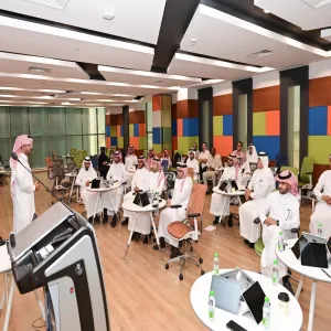 اللقاء الدوري للدراسات العليا والبحث العلمي