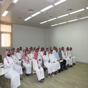 وحدة التطوع وخدمة المجتمع تقيم محاضرة توعوية بمناسبة اليوم العالمي للحفاظ على طبقة الأوزون
