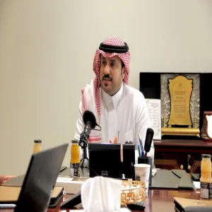الاجتماع الدوري للتطوير الإداري بالكلية التطبيقية وفروعه