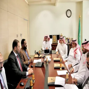 الاجتماع الدوري للجنة الشؤون الأكاديمية والبرامج والخطط بالكلية التطبيقية