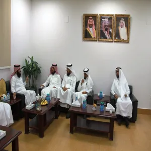 كلية الشريعة والقانون تستقبل رئيس وحدة التوعية الفكرية بالجامعة