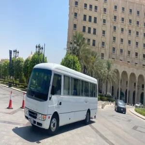 الإدارة العامة للخدمات خلال شهر أكتوبر تنفذ ما يفوق ثمانون رحلة تنقلات متعددة وخدمات مساندة لكليات الجامعة