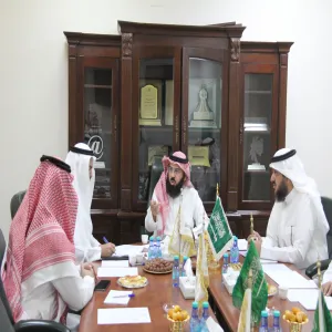 مجلس كلية الشريعة والقانون يعقد اجتماعه 'الرابع عشر '