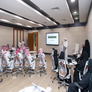 برعاية وكيل الجامعة للتنمية والاستثمار يدشن منصة المبادرات المجتمعية (مجتمعي)