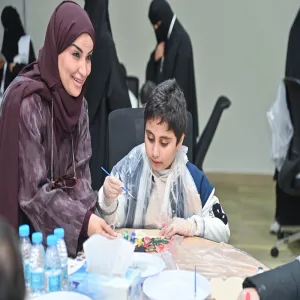 عمادة شؤون الطلاب تستضيف ورشة "ألواننا تعبر عنا" بمناسبة اليوم العالمي للإعاقة