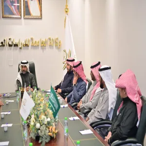 اللجنة الدائمة للوثائق تعقد جلستها الأولى